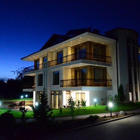 Guesthouse Green Fields جارمين المظهر الخارجي الصورة