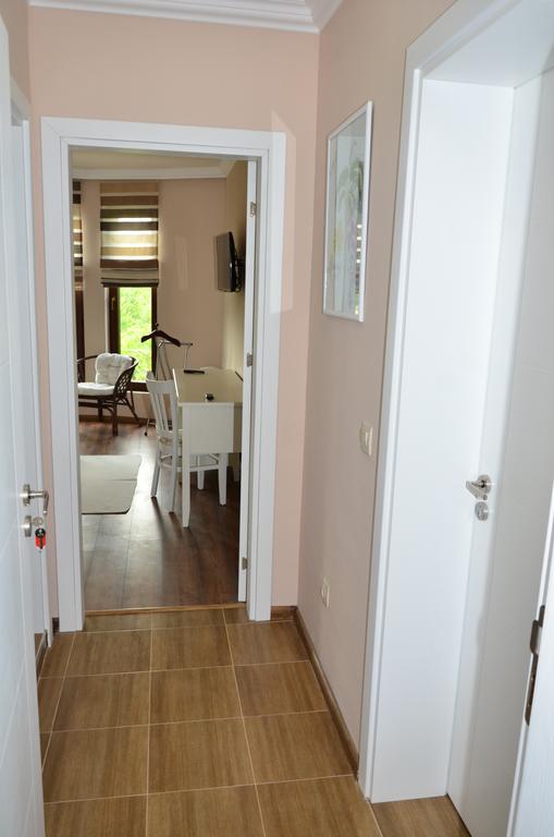 Guesthouse Green Fields جارمين المظهر الخارجي الصورة