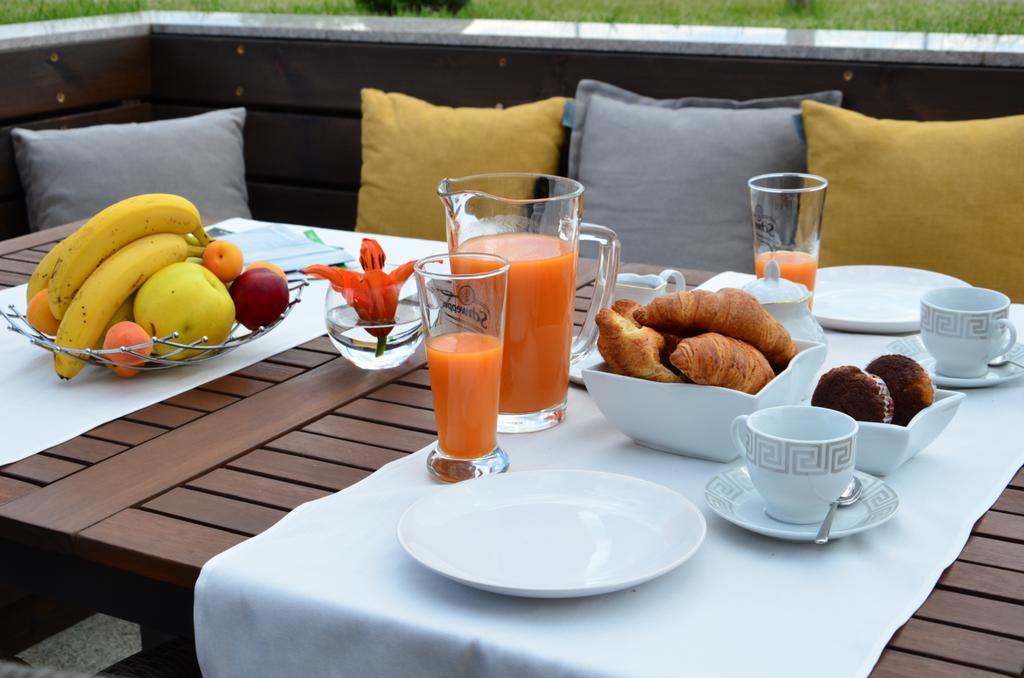 Guesthouse Green Fields جارمين المظهر الخارجي الصورة
