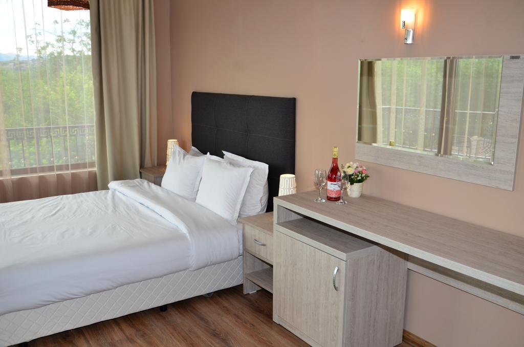 Guesthouse Green Fields جارمين المظهر الخارجي الصورة