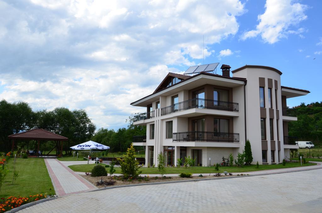 Guesthouse Green Fields جارمين المظهر الخارجي الصورة