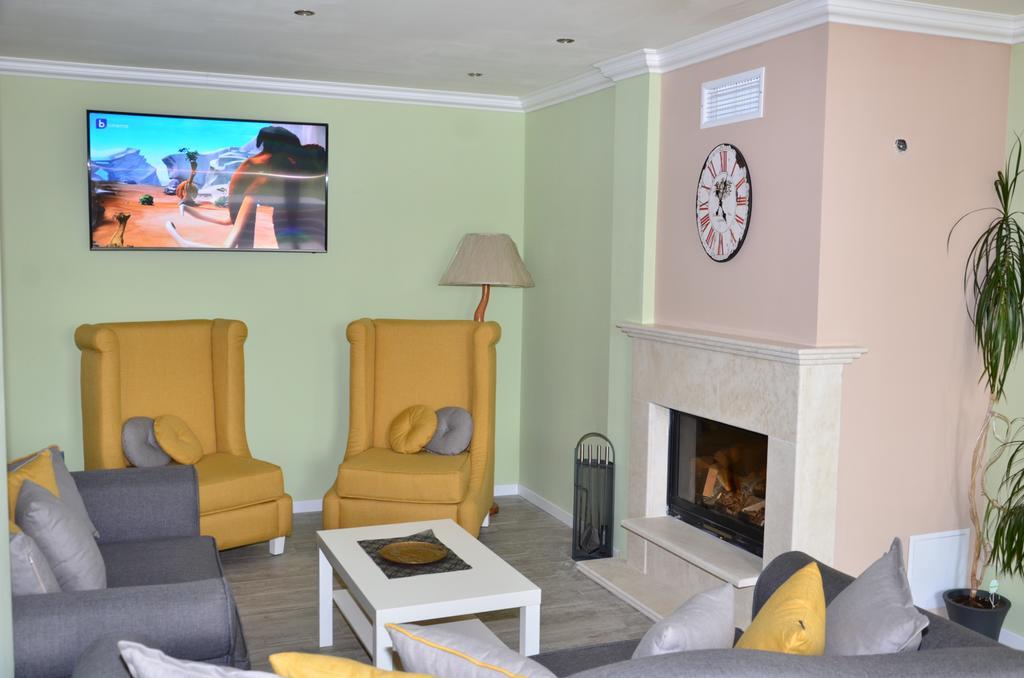 Guesthouse Green Fields جارمين المظهر الخارجي الصورة